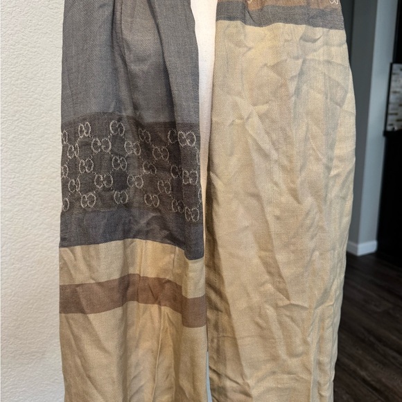 Authen Gucci oversized scarf - Picture 3 of 13